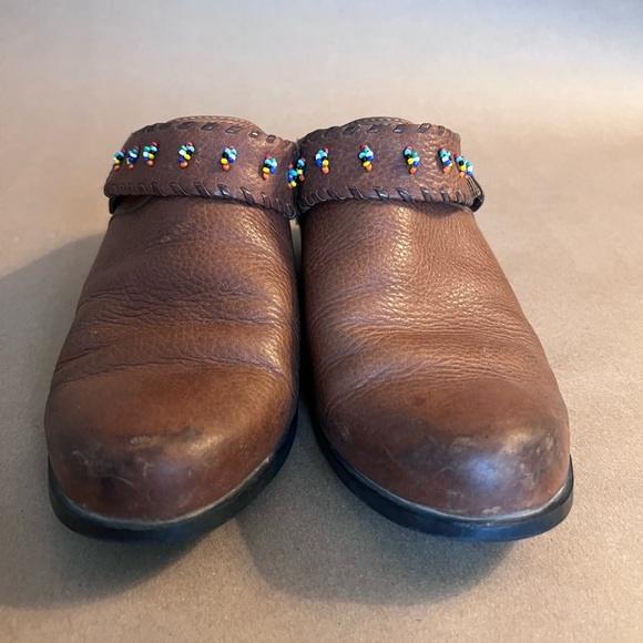 Ariat Brown Leather Slip On Beaded Strap Low heel Clogs Women’s US 7.5 B - Picture 2 of 9